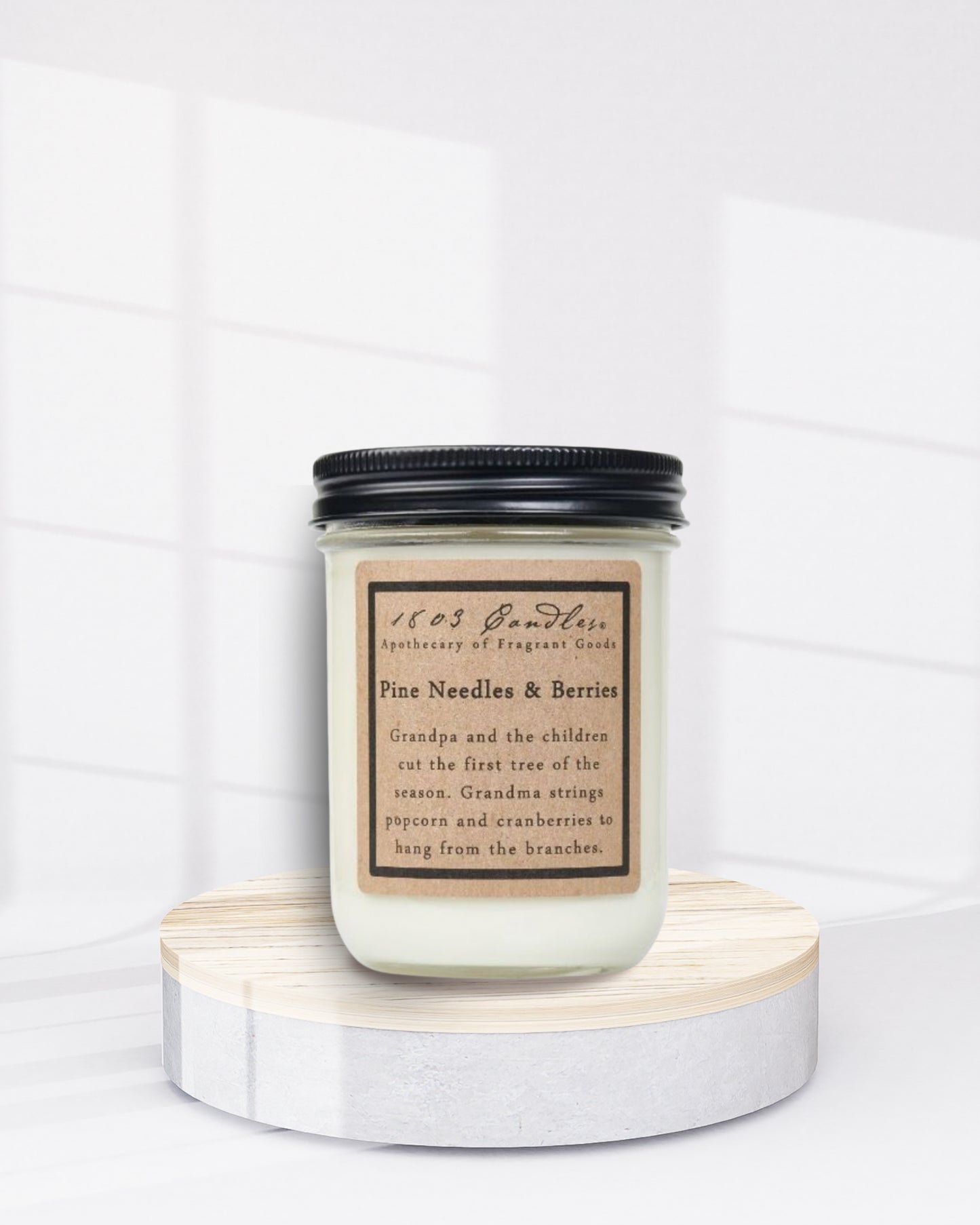 Pine needles & berries Candle