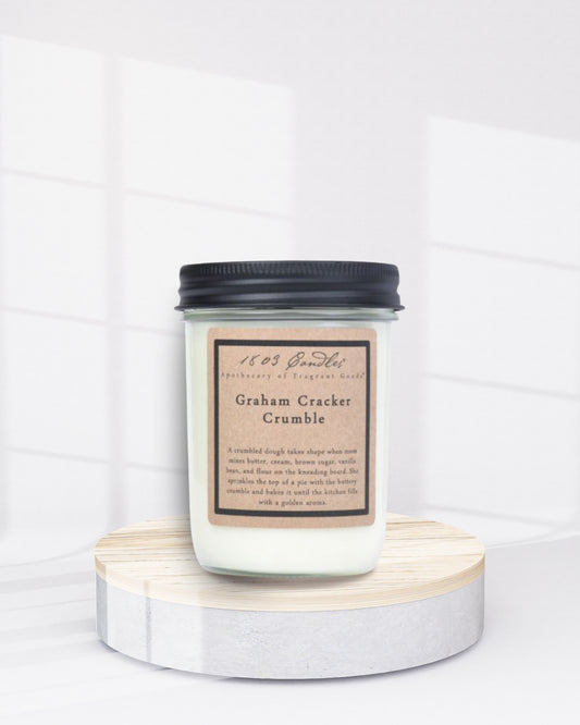 Graham Cracker Crumble Candle