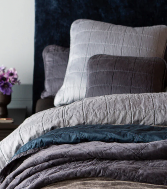 New arrival: Sel King Quilt